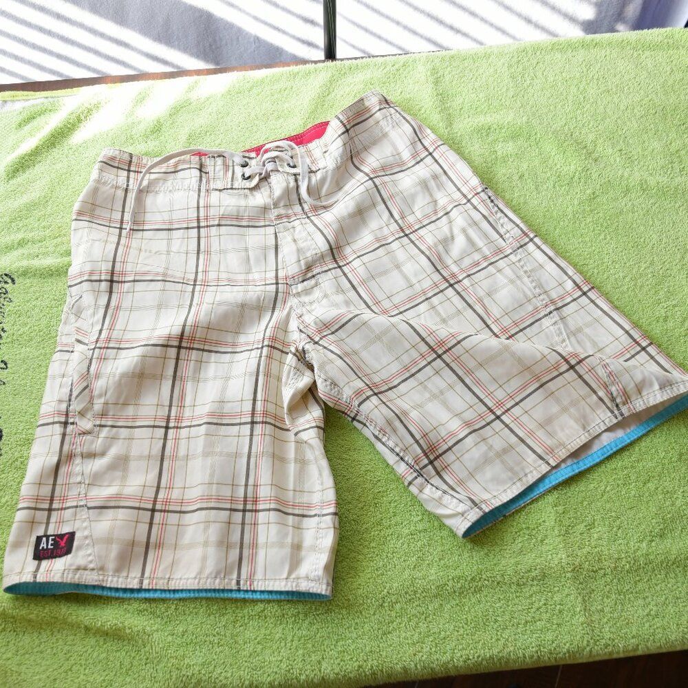American Eagle Light Plaid Swim Trunks, Size 32